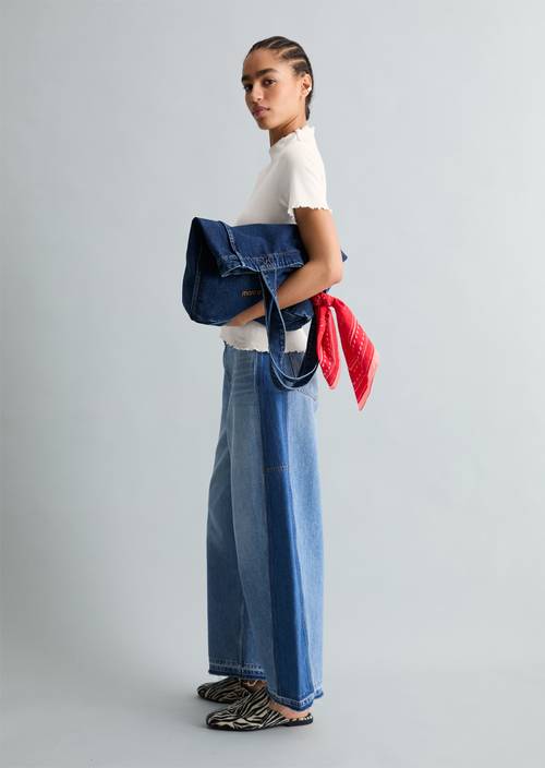 T-shirt à côtes slim Silky White en vue de face