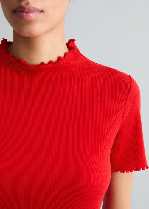 Ribbed T-shirt slim — Carmine Red