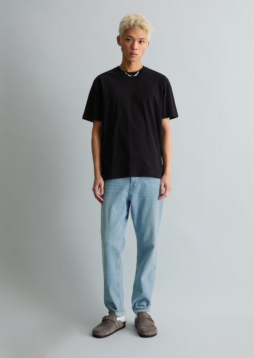 Relaxed T-shirt — Black