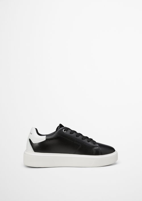 Cup sole sneaker — Black