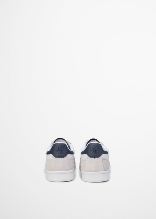 Sneaker — White