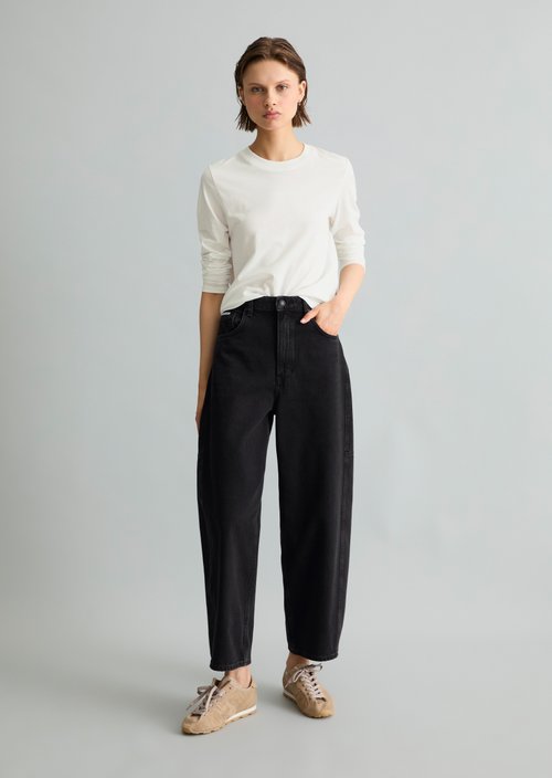 Enni Wide Barrel Jeans — Black