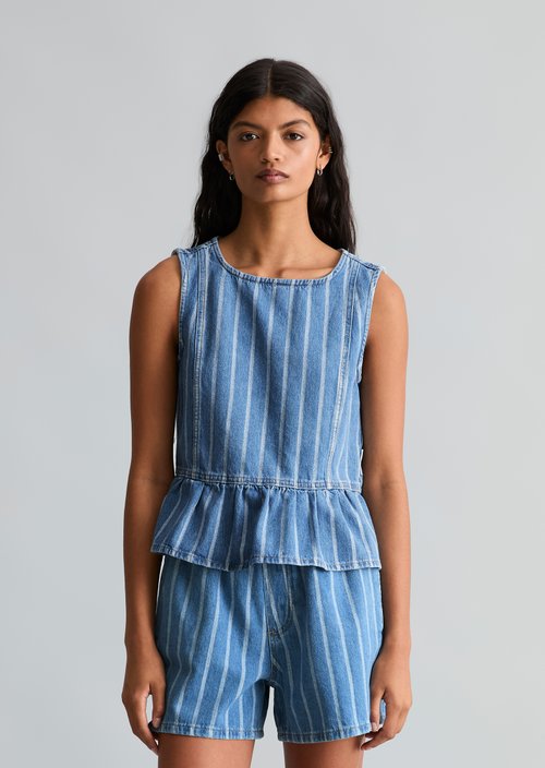 Relaxed striped denim flounce blouse — Medium Blue