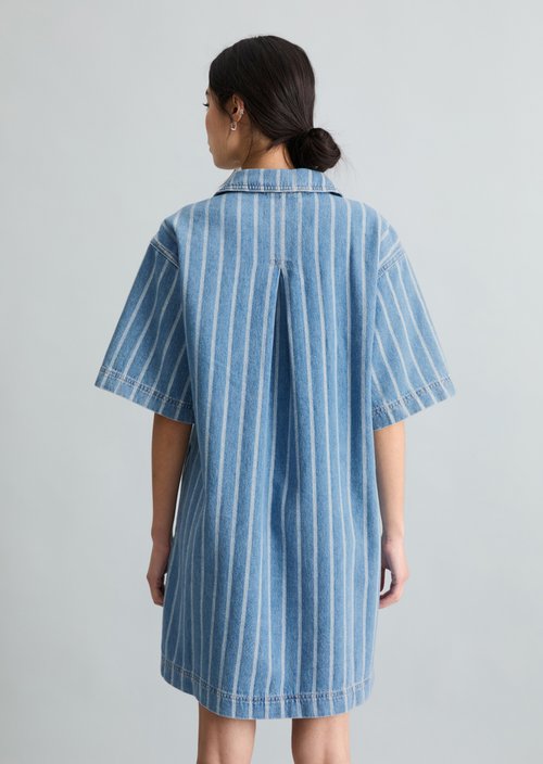Loose-fitting striped denim dress — Medium Blue