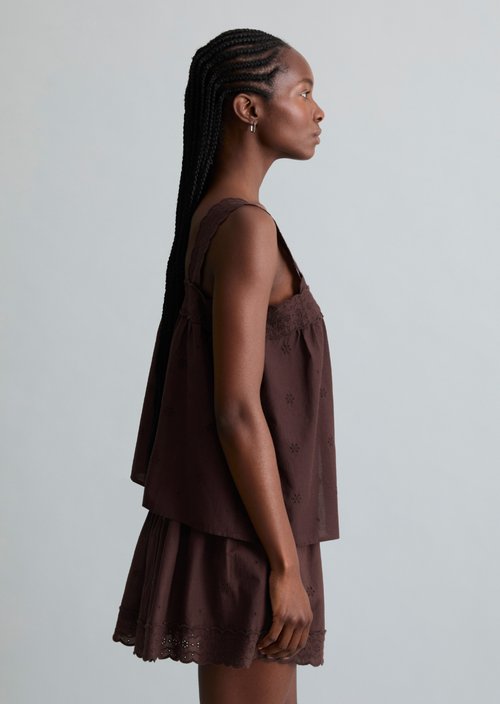 Broderie-Anglaise-Top regular — Burnt Aubergine