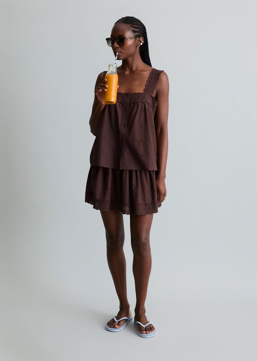 Broderie-Anglaise-Top regular — Burnt Aubergine