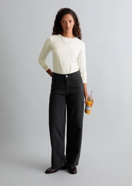 Jeans Model Tomma wide Black in Frontalansicht