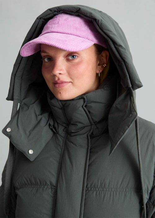 Quilted Down Coat, Regular Fit — Light Graphite