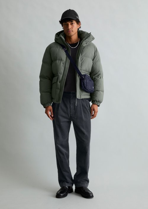 Loose-fitting hooded puffer jacket — Green Jasper