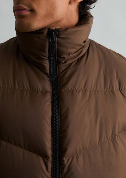 Regular-Fit Down Vest Chocolate Fudge in detail view