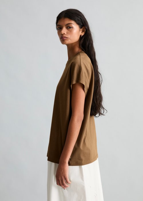 DfC T-shirt oversized — Umbra Brown