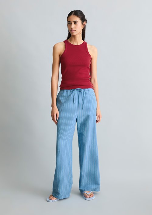 DfC ribbed top slim — Vivid Cherry