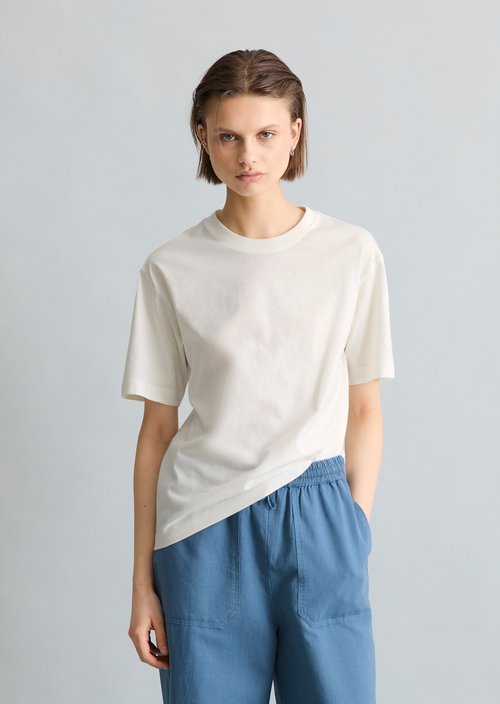 Basic regular T-shirt — Silky White