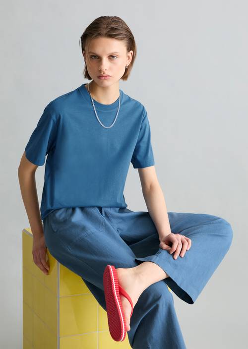 Basic-T-Shirt regular Medium Blue 4671 in Frontalansicht