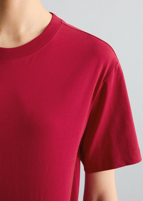 Basic regular T-shirt — Vivid Cherry