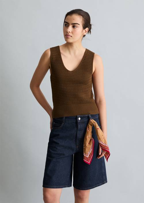 Top en tricot slim Umbra Brown en vue de face