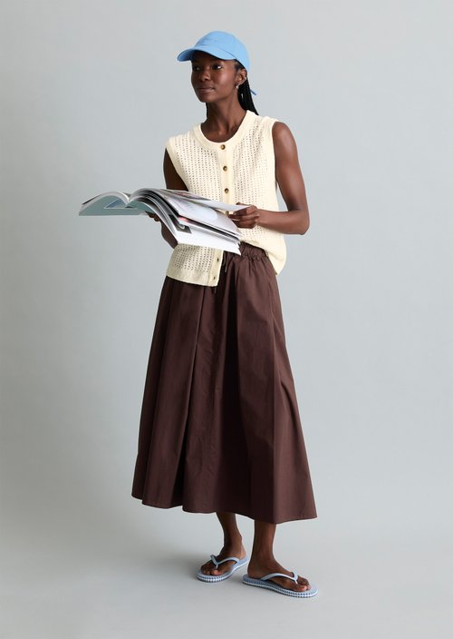 Sleeveless cardigan slim — Creamy White