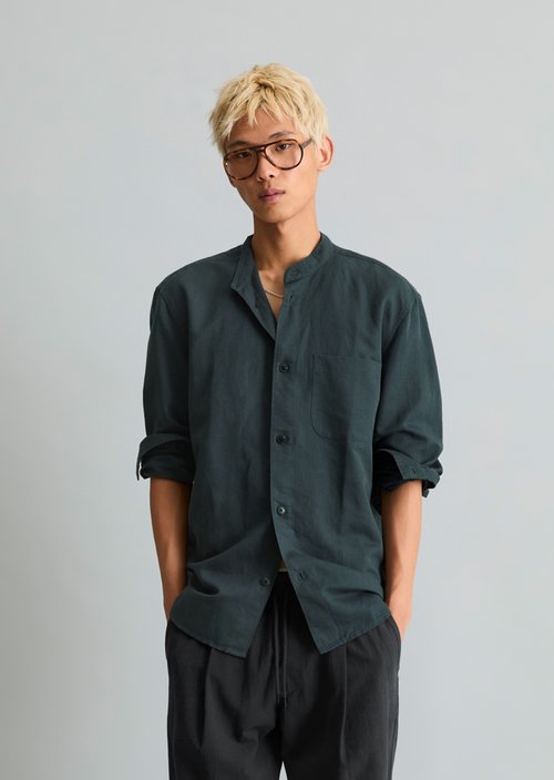Regular stand-up collar shirt — Peppercorn Grey