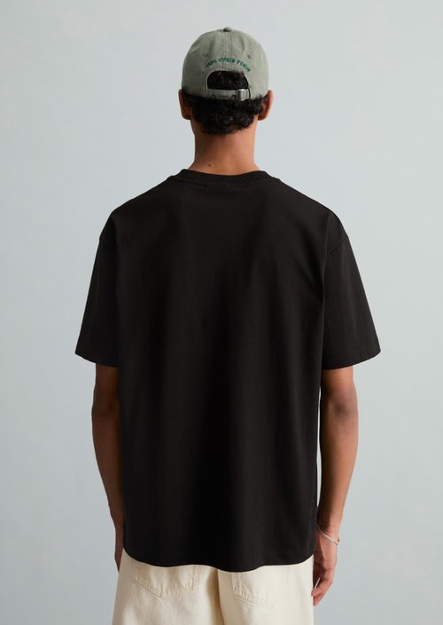 Crayfish Capsule T-Shirt — Black
