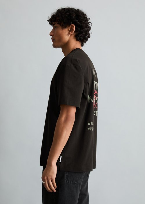 Crayfish Capsule T-Shirt — Black
