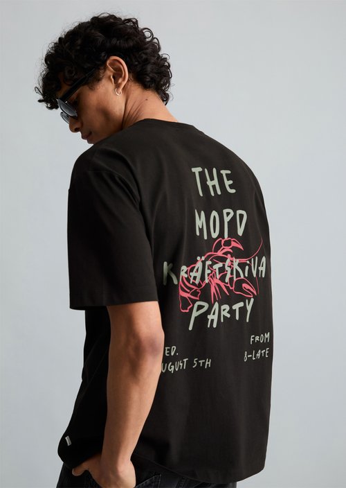 Crayfish Capsule T-Shirt — Black