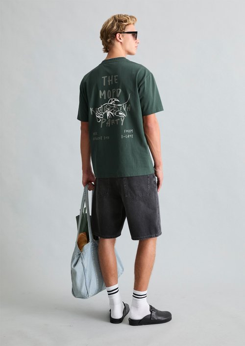 Crayfish Capsule T-Shirt — Olive Branch Green