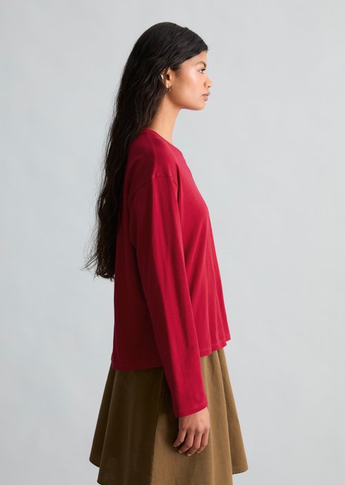 Relaxed longsleeve — Vivid Cherry