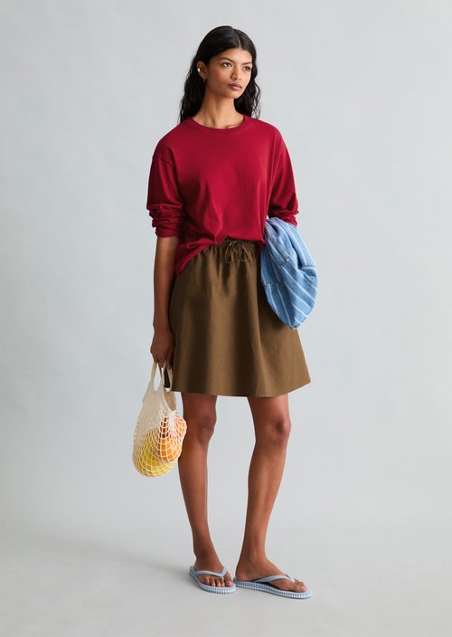 Relaxed longsleeve — Vivid Cherry