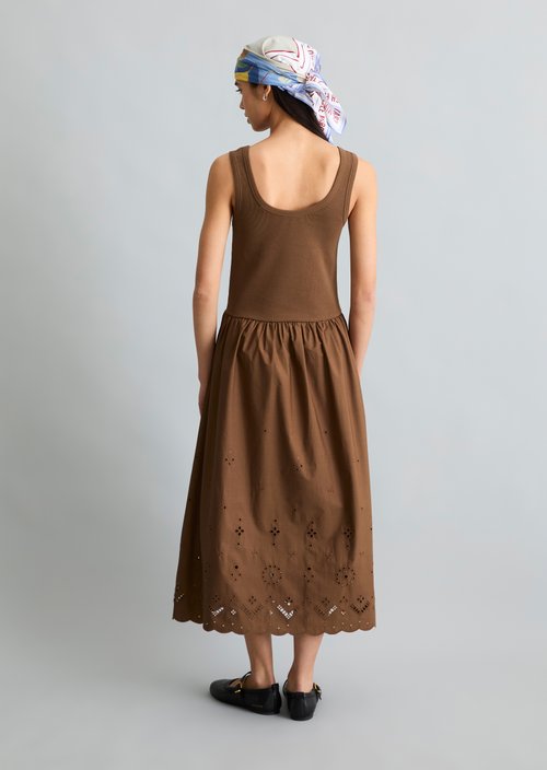 Dress with lace skirt — Umbra Brown