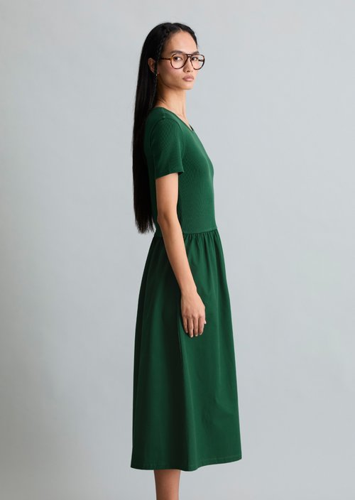 Jersey dress flared — Rich Emerald