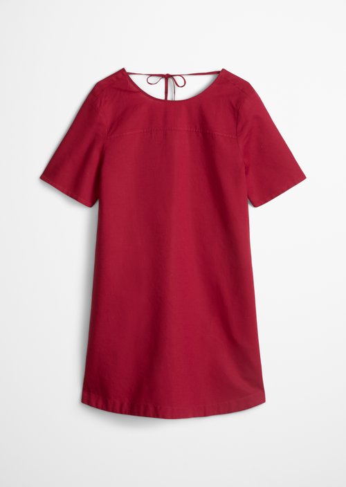 Dress relaxed — Vivid Cherry