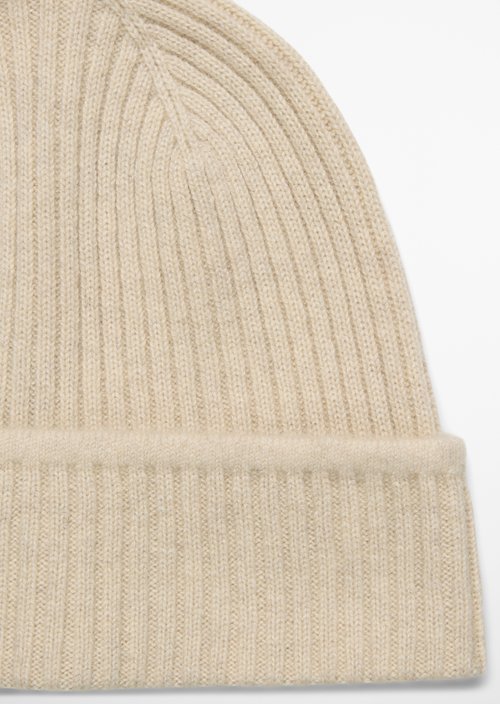 Knitted cap — Grey Silk