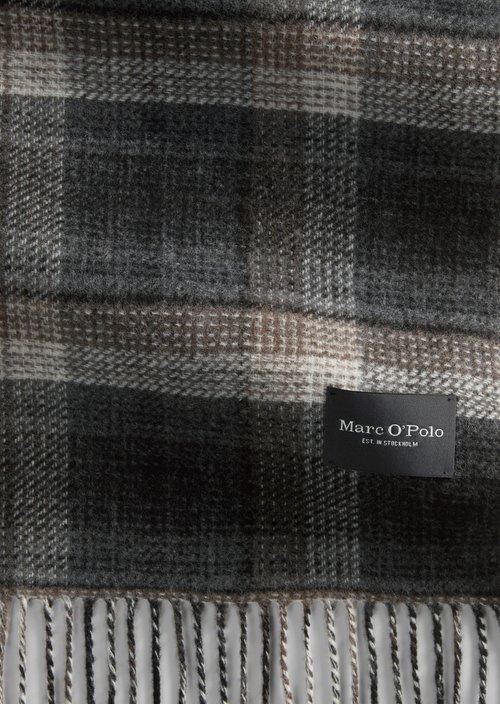 Schal — Dark Grey (alternate view)
