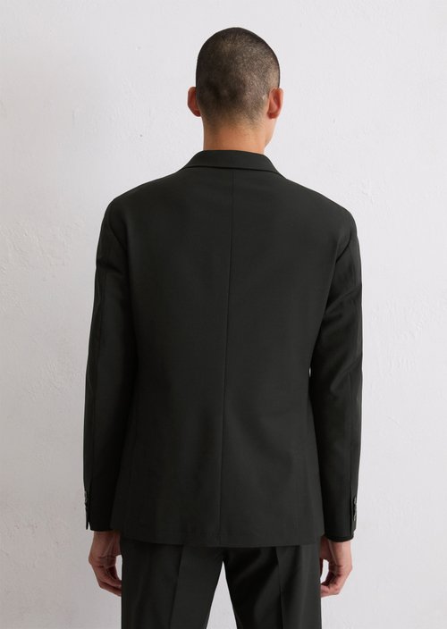 Jacket shaped — Black