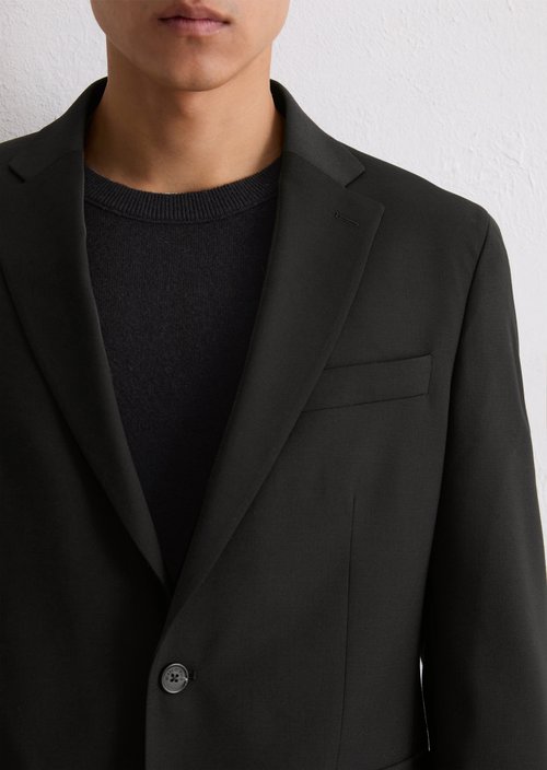 Jacket shaped — Black