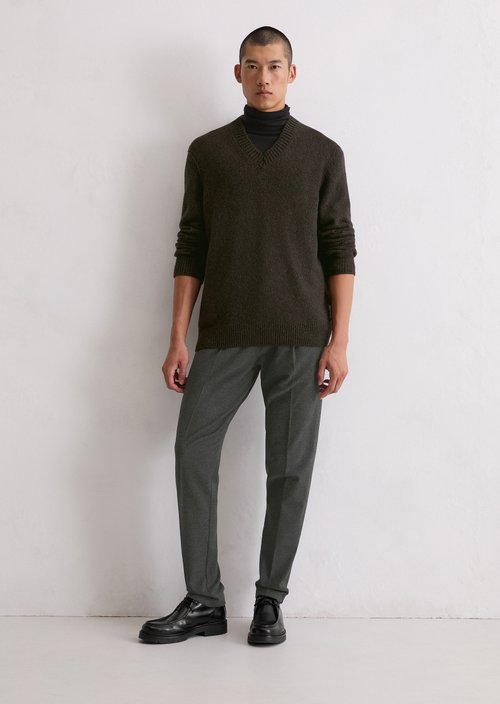 V-neck sweater regular — Chocolate Brown