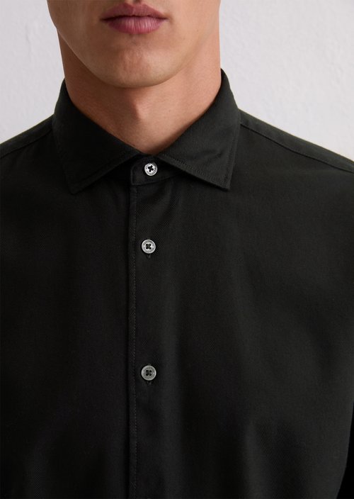 Shirt shaped — Black