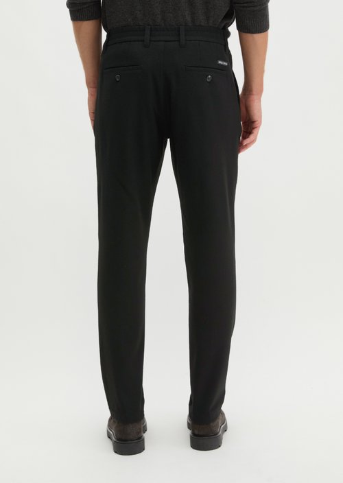Pants Model Osby Jogger pleats tapered — Black