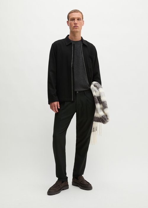 Pants Model Osby Jogger pleats tapered — Black
