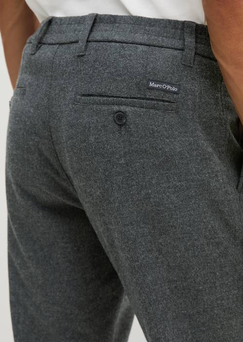 Pants Model Osby Jogger pleats tapered Dark Grey Melange in detail view