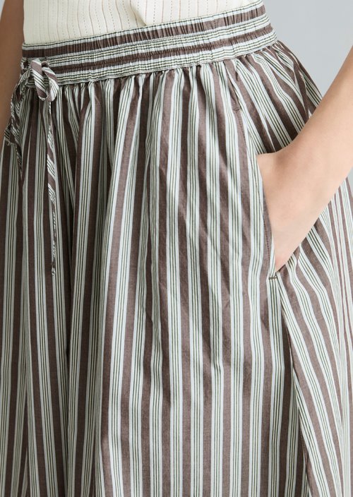 Flared skirt — Dark Brown