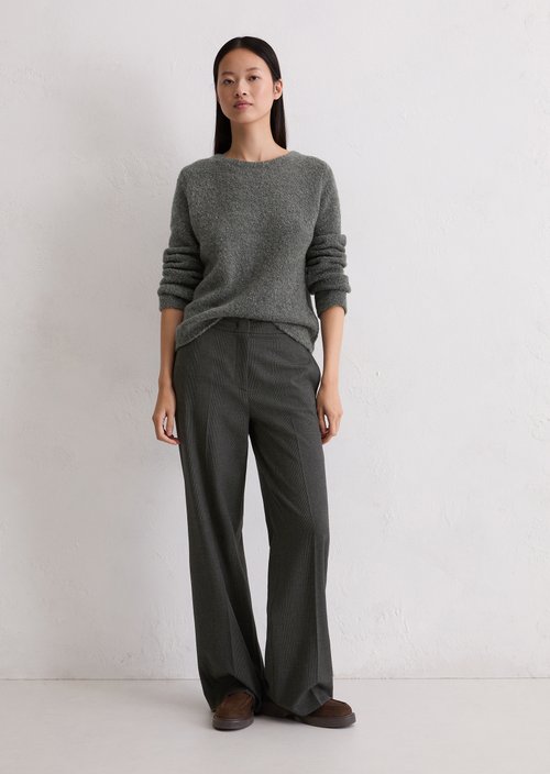 Bouclé sweater regular — Rocky Grey Melange
