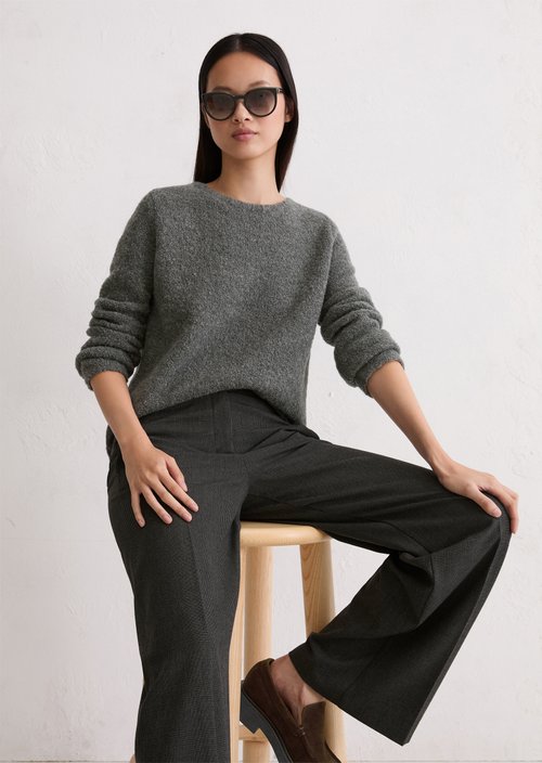 Bouclé sweater regular — Rocky Grey Melange