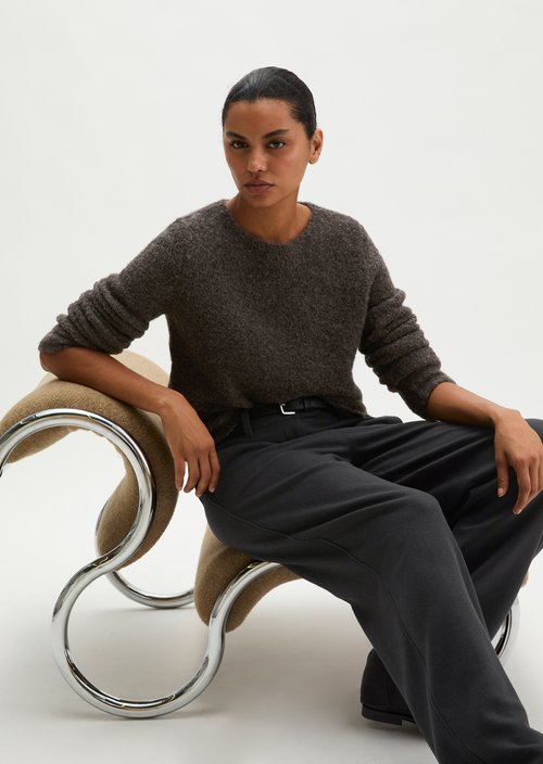 Bouclé sweater regular — Stone Brown Melange