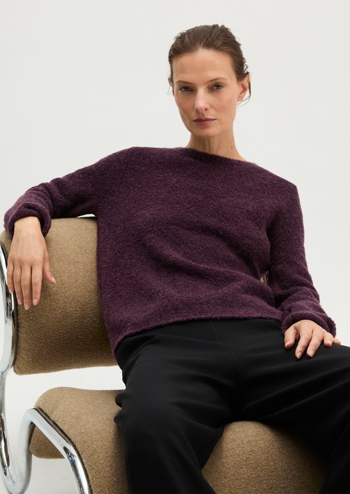 Bouclé sweater regular — Pure Plum