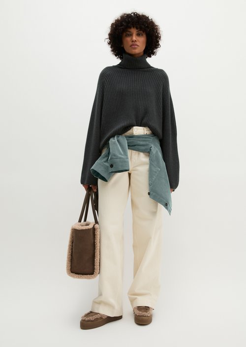 Ribbed turtleneck sweater loose — Broken Graphite
