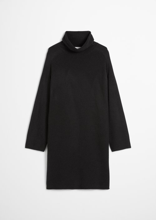 Relaxed knit dress — Black