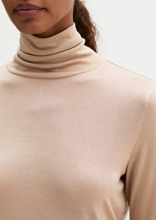 Regular turtleneck longsleeve Chalky Mauve in detail view