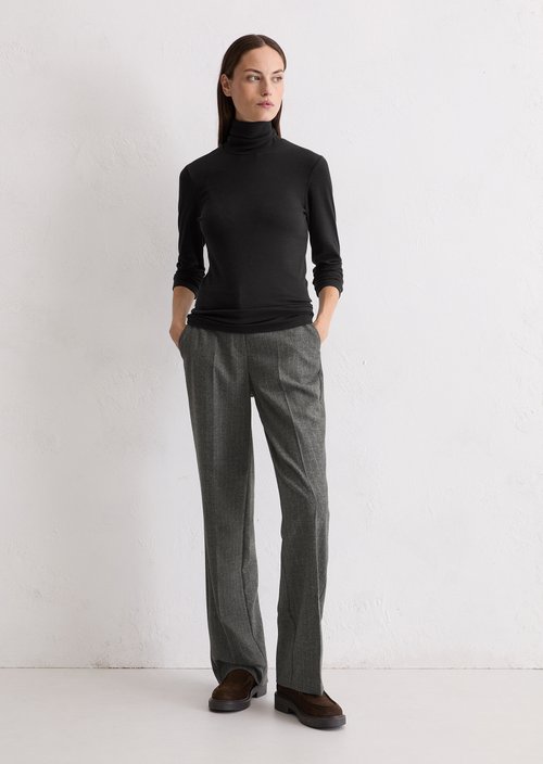 Regular turtleneck longsleeve — Black