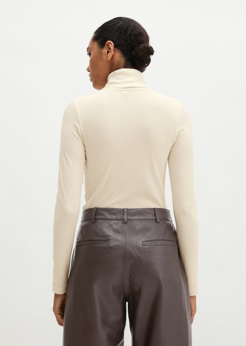 Regular turtleneck longsleeve — Chalky Sand